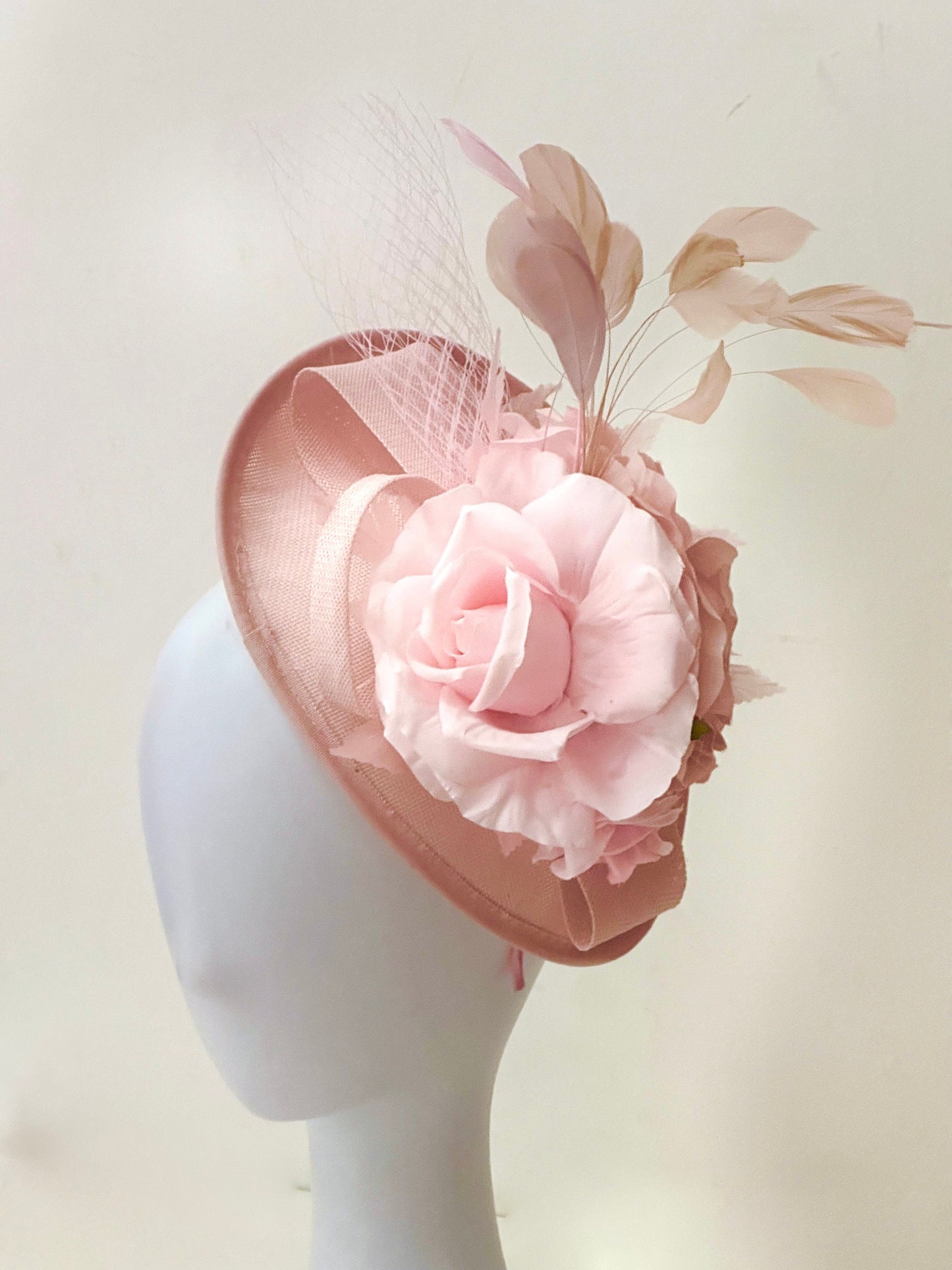 Pink Dusty Pink Rose Fascinator Hat, Church Wedding Hat, Pink Fascinate Hat, Light Pink Rose Derby Fascinator Hat, High Tea Party Hat