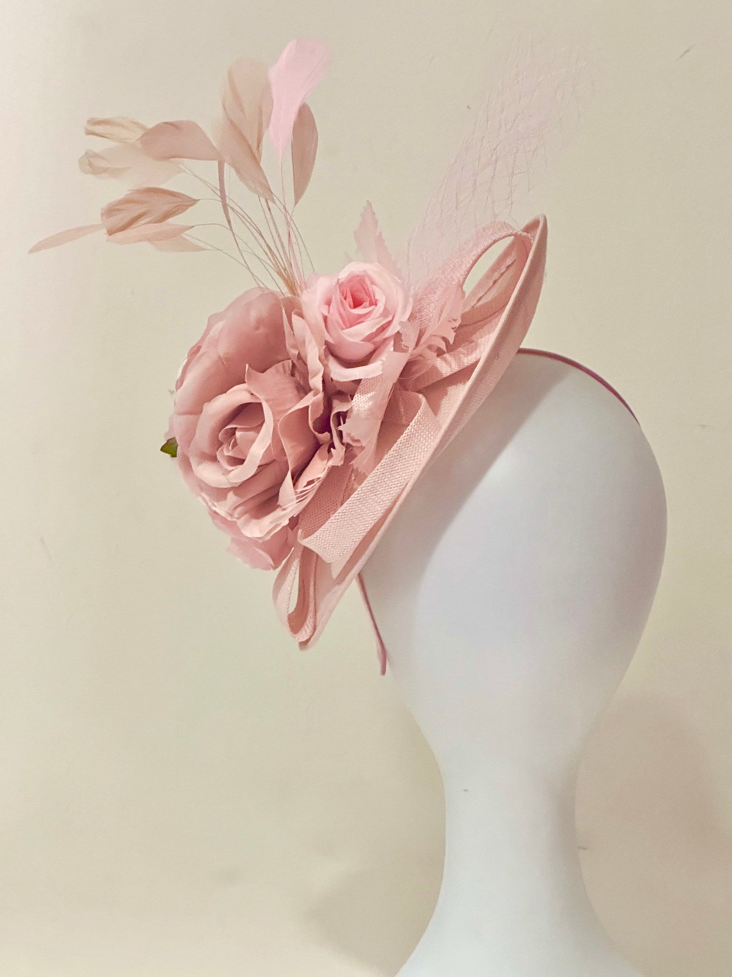 Pink Dusty Pink Rose Fascinator Hat, Church Wedding Hat, Pink Fascinate Hat, Light Pink Rose Derby Fascinator Hat, High Tea Party Hat