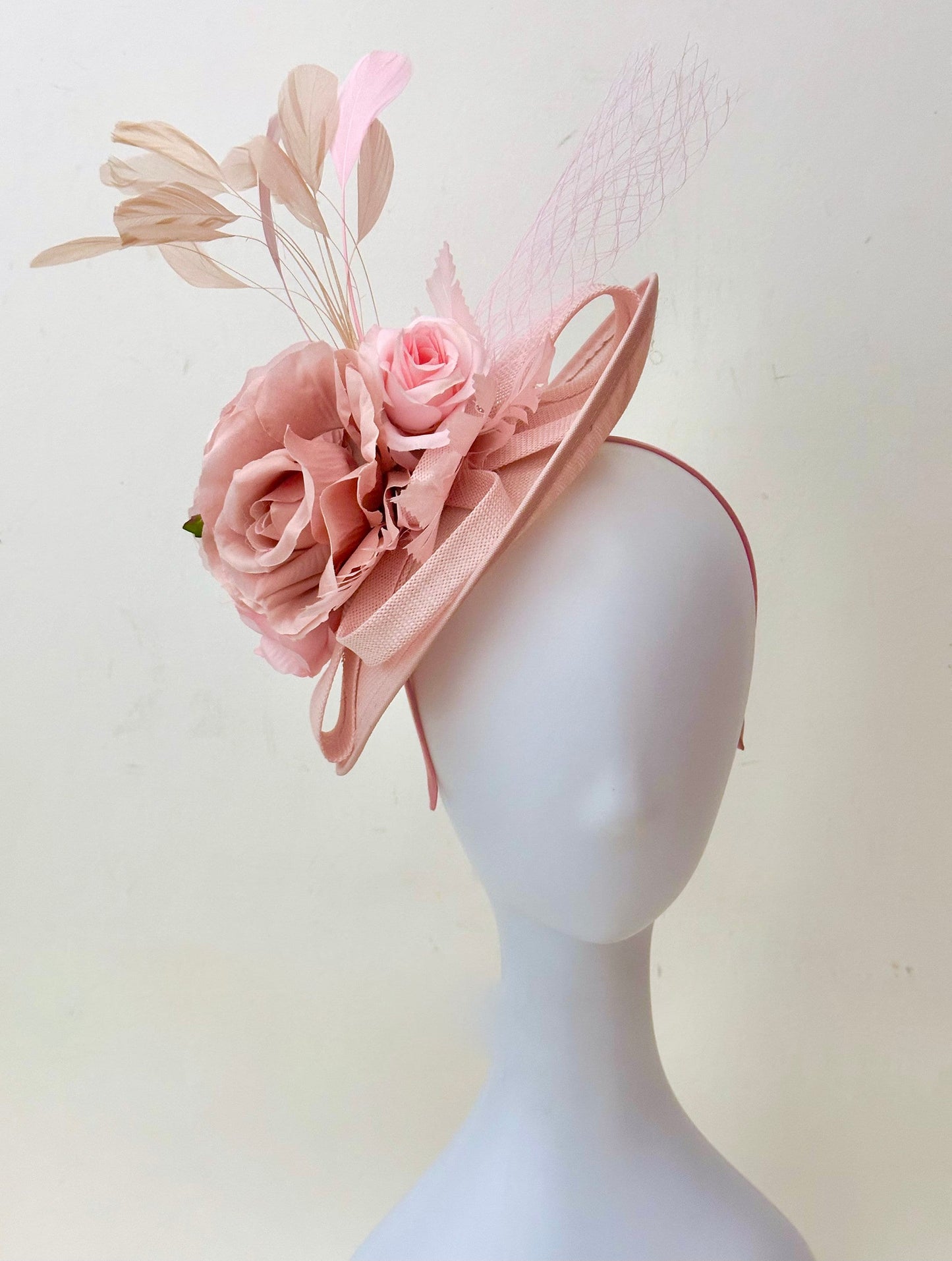 Pink Dusty Pink Rose Fascinator Hat, Church Wedding Hat, Pink Fascinate Hat, Light Pink Rose Derby Fascinator Hat, High Tea Party Hat