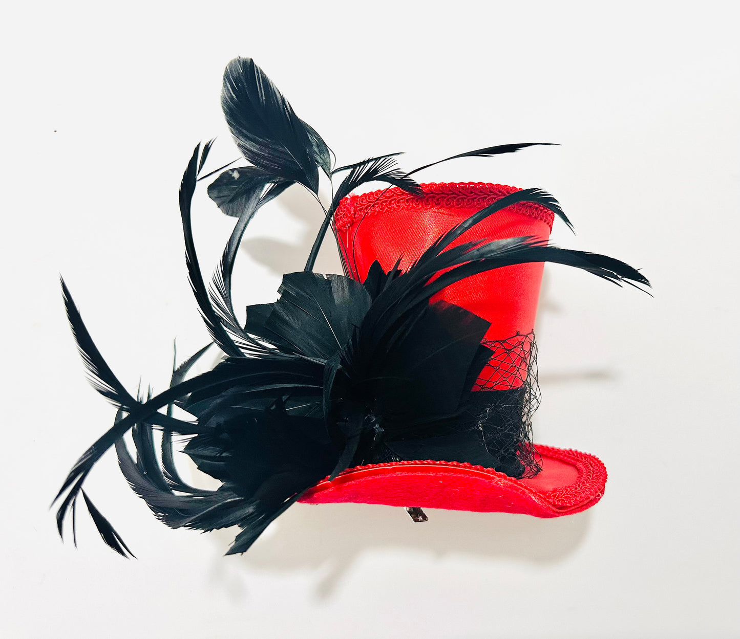 Red Black Top Hat Fascinator Clip or Headband, Red Top Hat Fascinator Hat, Black Feather Lace Top Hat, Dance Costume,Christmas Headband