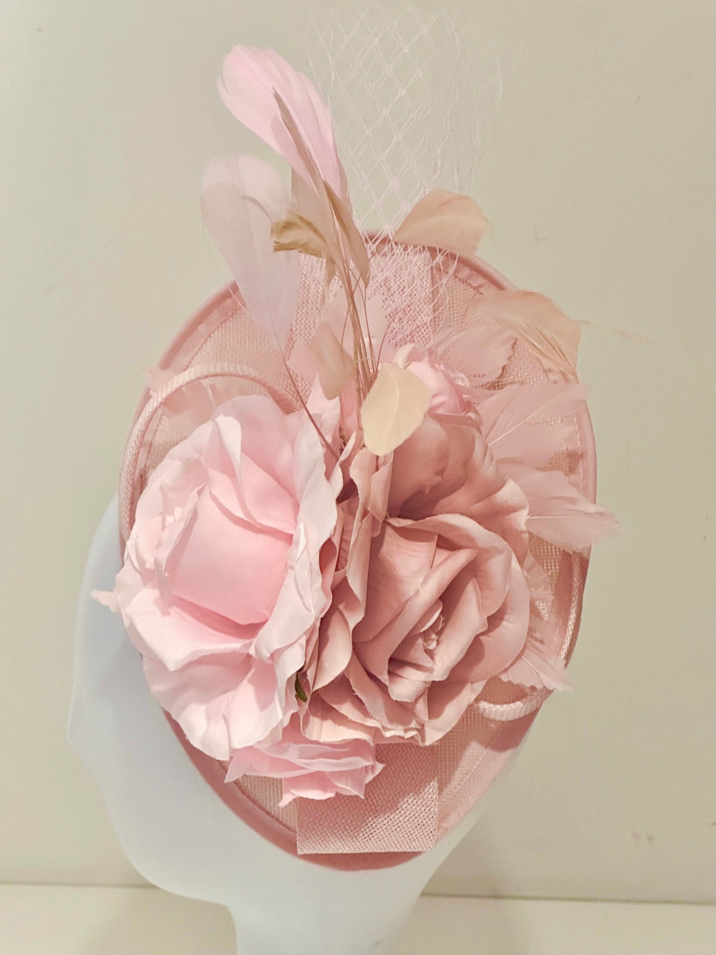 Pink Dusty Pink Rose Fascinator Hat, Church Wedding Hat, Pink Fascinate Hat, Light Pink Rose Derby Fascinator Hat, High Tea Party Hat