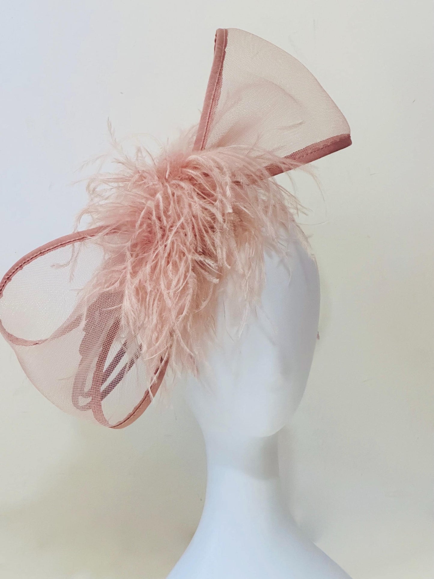 Dusty Rose Kentucky Derby Hat, Bow Fascinator, Big Bow Geometric Derby Hat, Wedding Fascinator Hat, Feather Bow Modern Bow Fascinate Hat