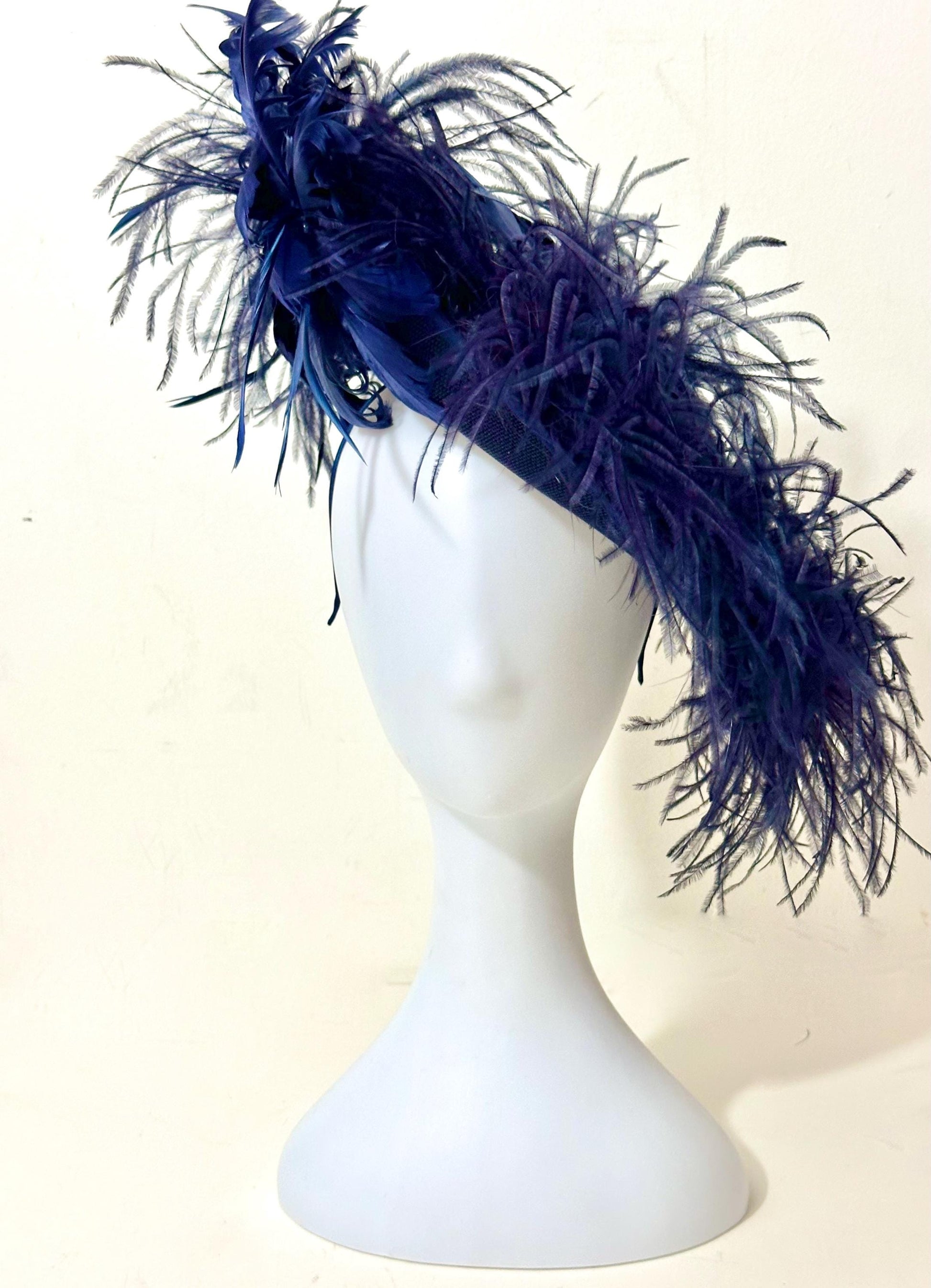 Navy Fascinator Hat, Blue Wedding Fascinate Hat, Navy Blue Feather Hat, Church Hat, Navy Feather Fascintor Ascot Hat, High Tea Party Hat